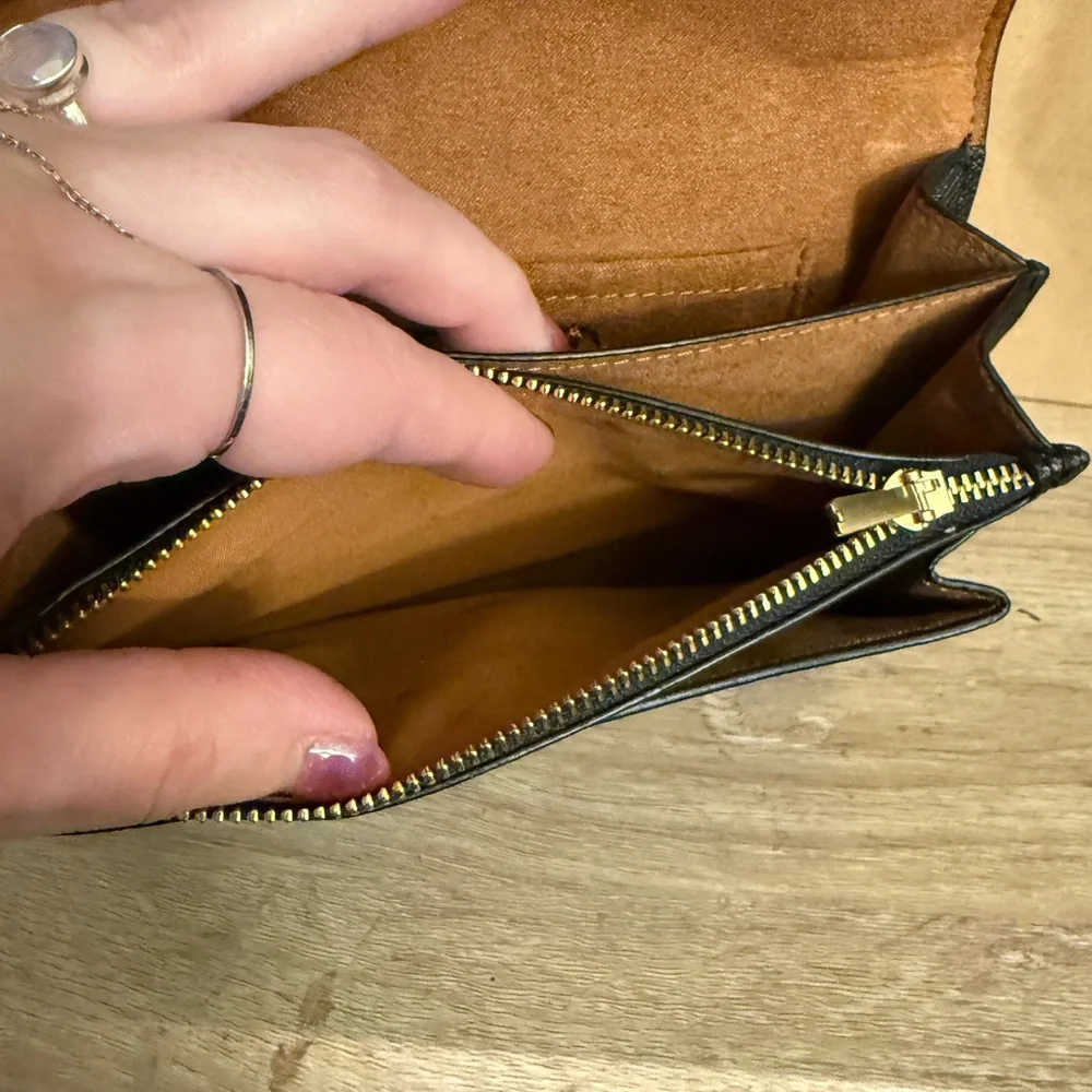 Coach Mini Klare Crossbody - Picture 4 of 7